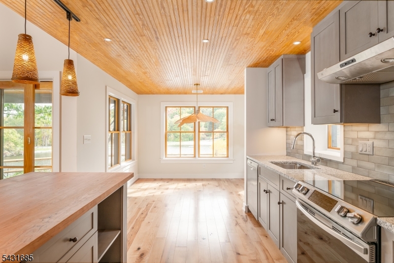 232 West Shore Road Stockholm, NJ 07460 - Photo 23 of 43