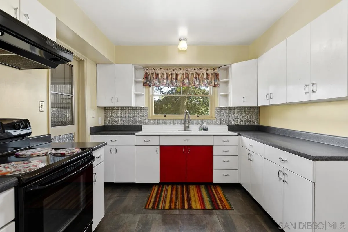 1890 Calmin Drive Fallbrook, CA 92028 - Photo 17 of 41