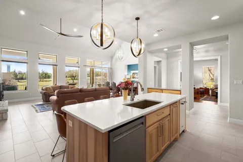 $1,095,000 | 14913 Spillman Ranch Loop, Austin, TX 78738