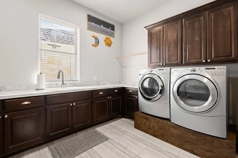 $1,095,000 | 14913 Spillman Ranch Loop, Austin, TX 78738