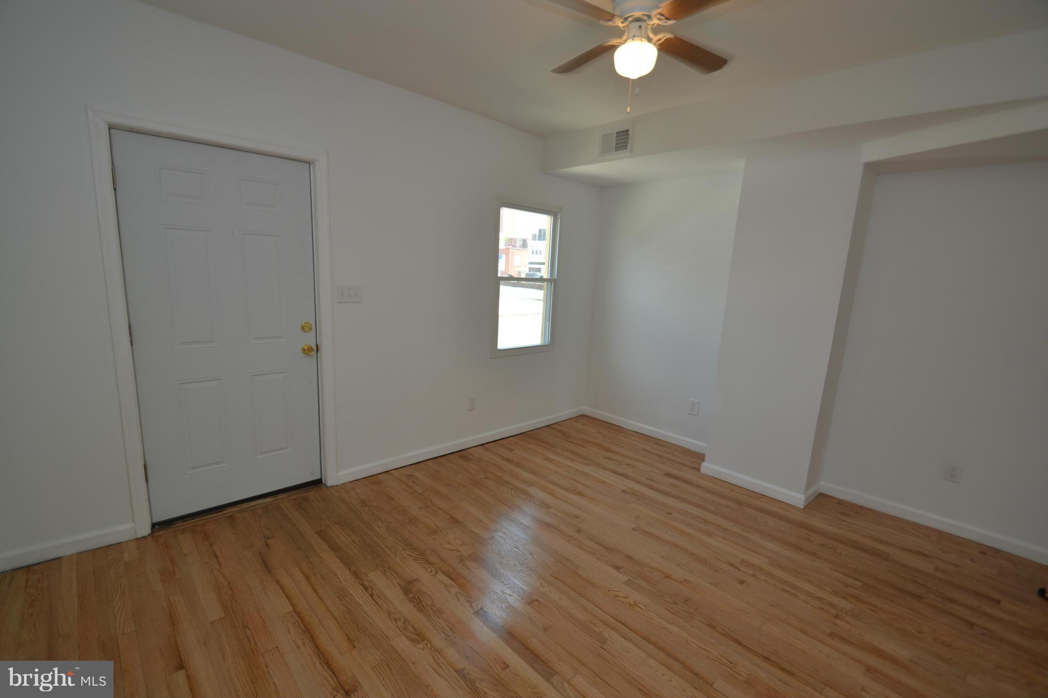 3301 Toone Street, Unit A Baltimore, MD 21224 - Photo 5 of 22 Living Room