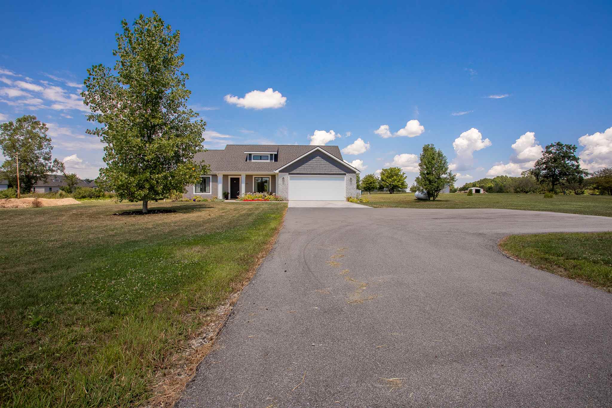 12105 Leo Road Fort Wayne, IN 46845 - Photo 28 of 36