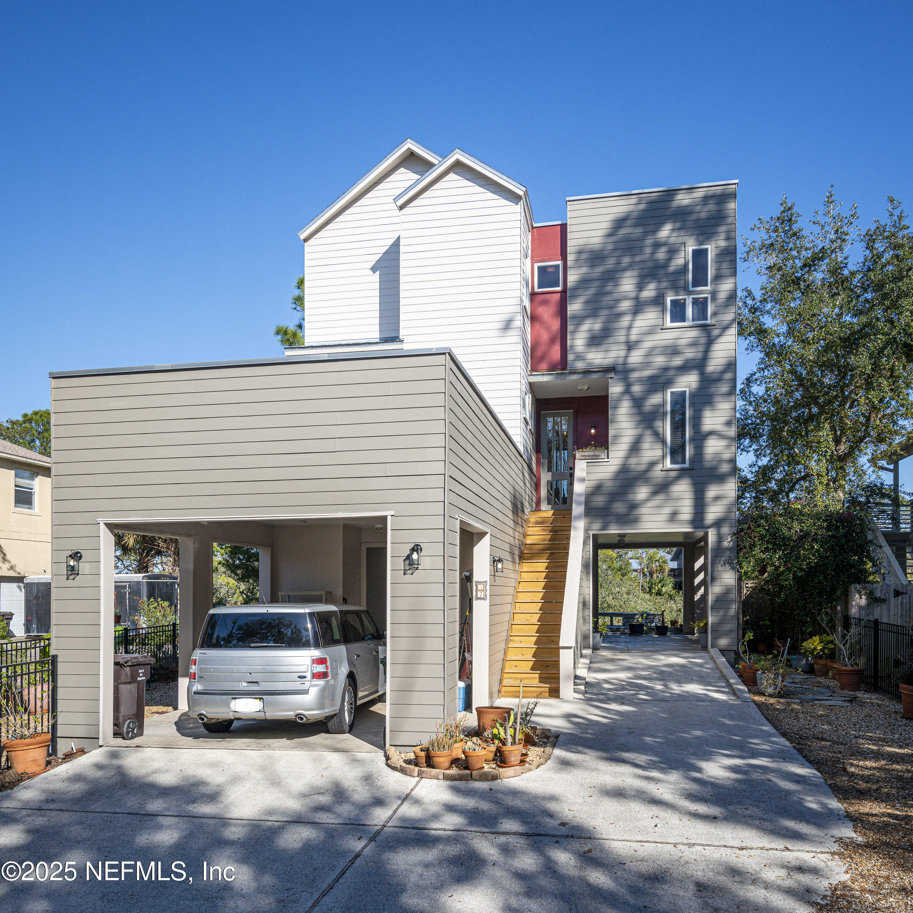 37 Oak Street St. Augustine, FL 32084 - Photo 1 of 68 Front View