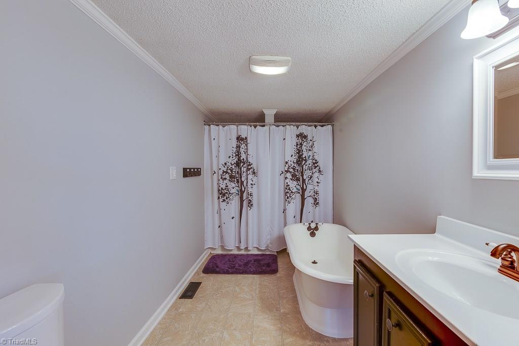 115 Blue Ridge Avenue Elkin, NC 28621 - Photo 15 of 30 Gallery Image 15