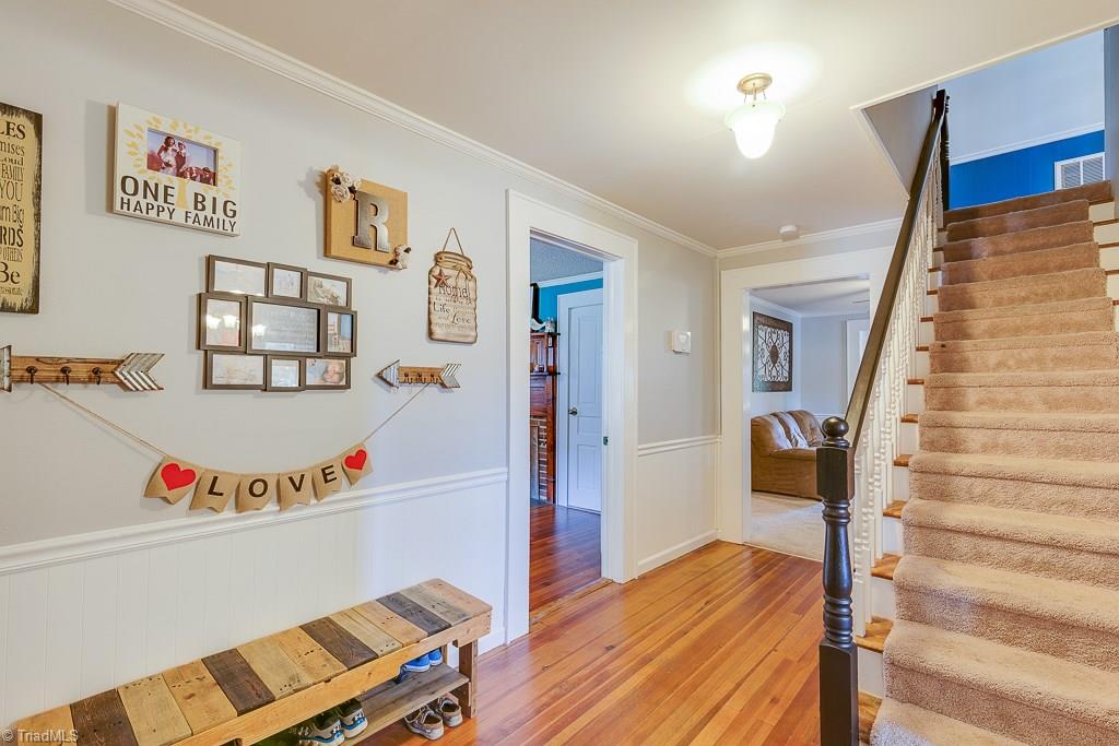 115 Blue Ridge Avenue Elkin, NC 28621 - Photo 3 of 30 Gallery Image 3