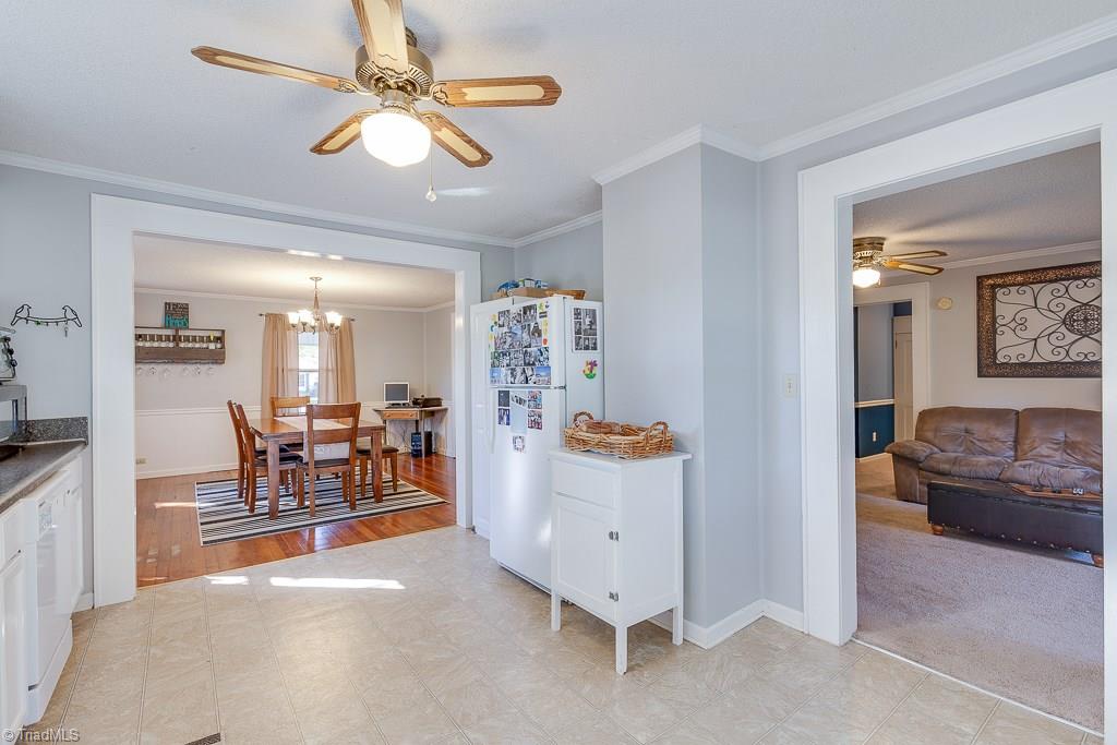 115 Blue Ridge Avenue Elkin, NC 28621 - Photo 10 of 30 Gallery Image 10
