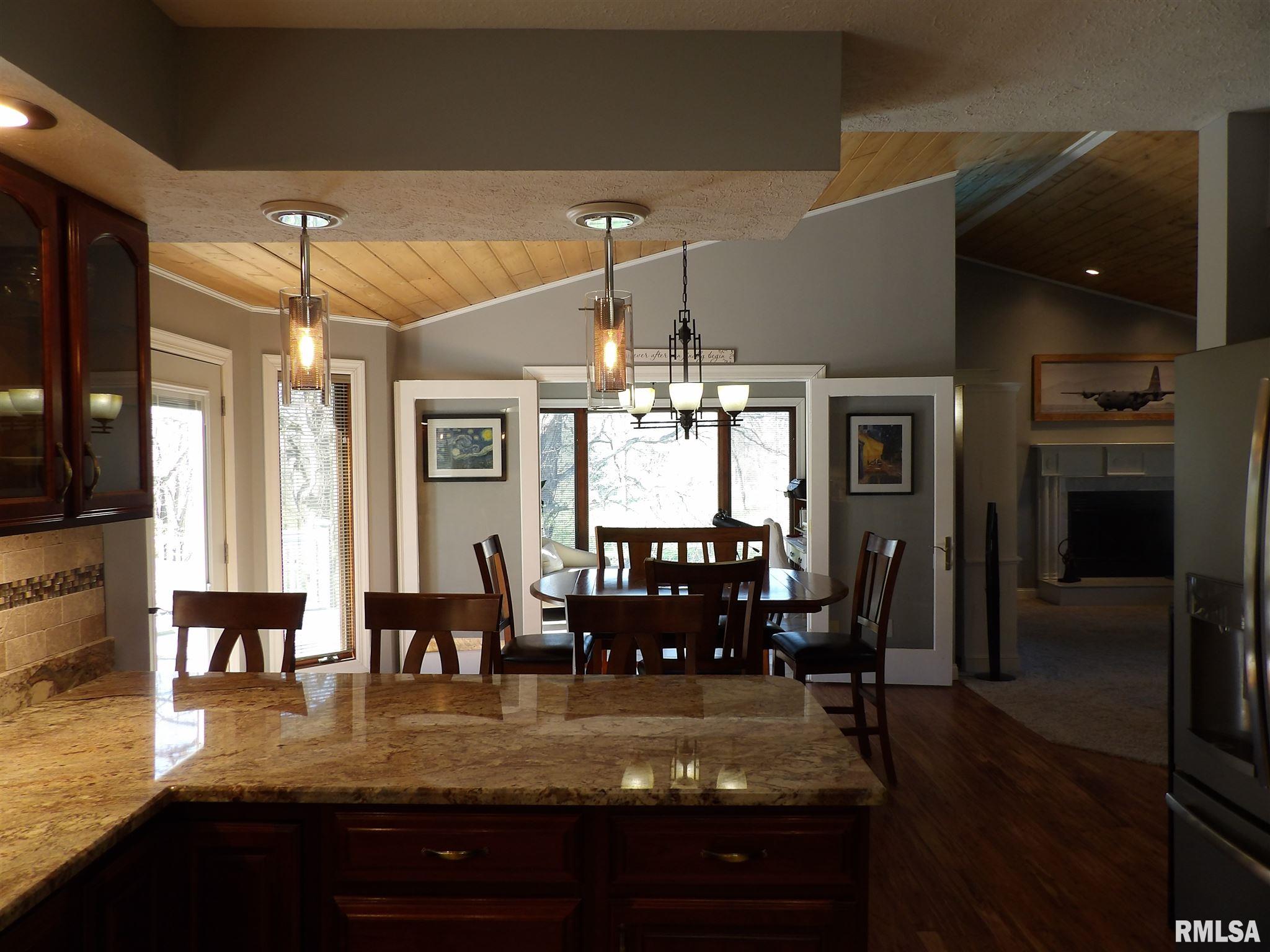 18 Williamsburg Road Sherman, IL 62684 - Photo 15 of 40 Gallery Image 15
