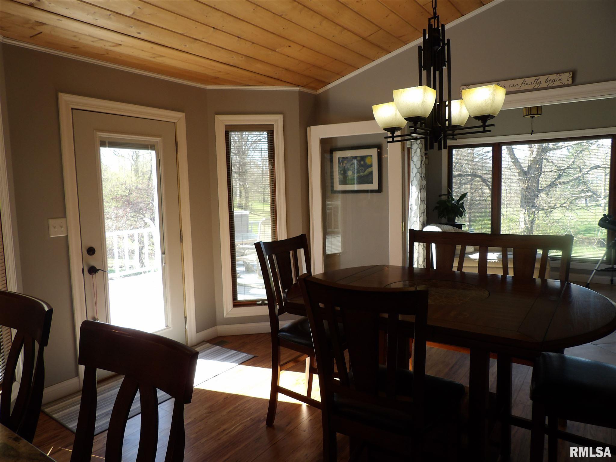 18 Williamsburg Road Sherman, IL 62684 - Photo 16 of 40 Gallery Image 16