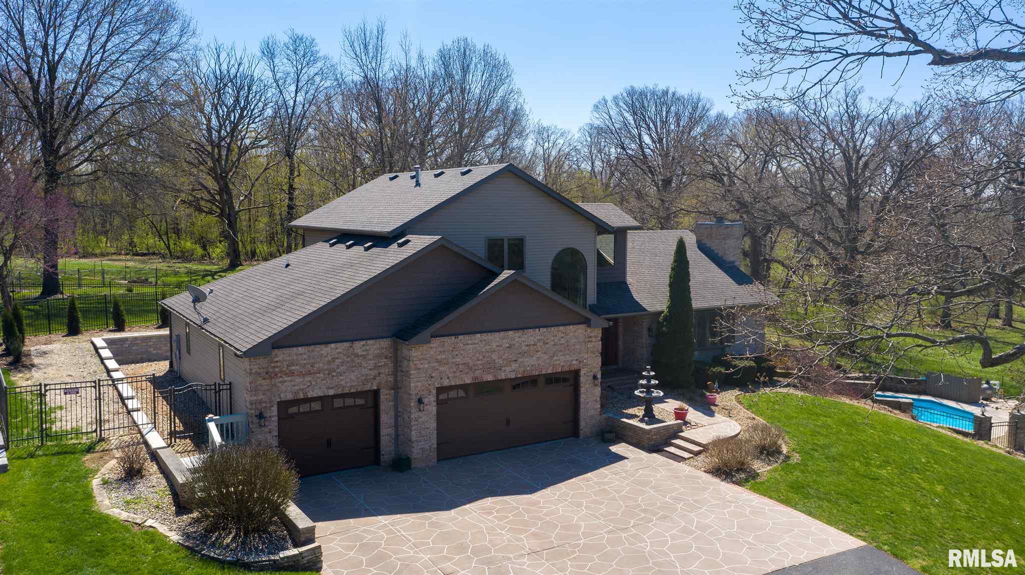 18 Williamsburg Road Sherman, IL 62684 - Photo 3 of 40 Gallery Image 3