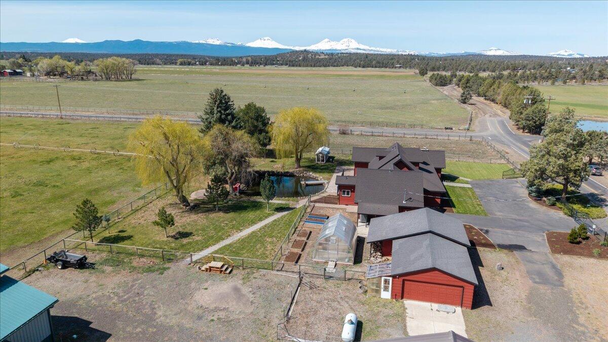 66215 Barr Road Bend, OR 97703 - Photo 62 of 63 85-DJI_20260417113807_0696_D-HDR