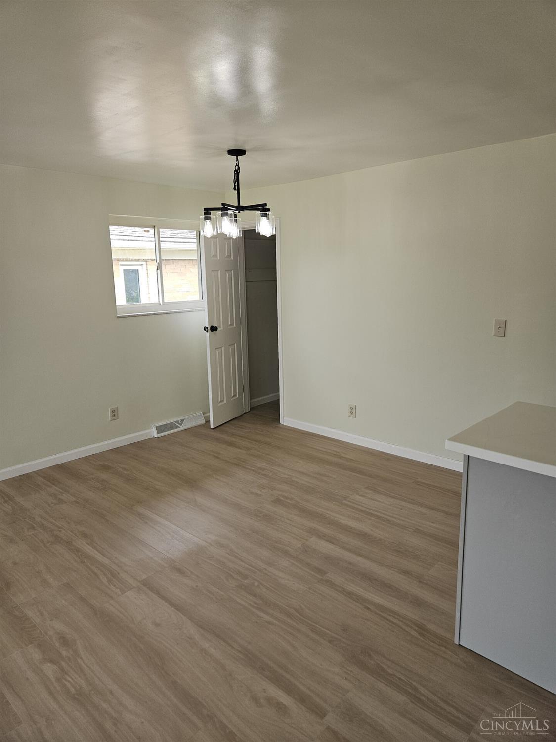 5338 Foley Road Cincinnati, OH 45238 - Photo 14 of 19