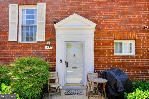 $324,900 | 3442 Martha Custis Drive, Alexandria, VA 22302