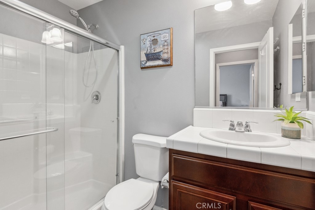 28428 Fox Ridge Cove Menifee, CA 92585 - Photo 13 of 51