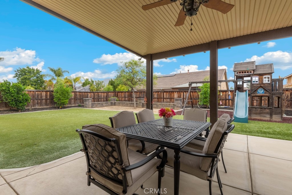 28428 Fox Ridge Cove Menifee, CA 92585 - Photo 25 of 51