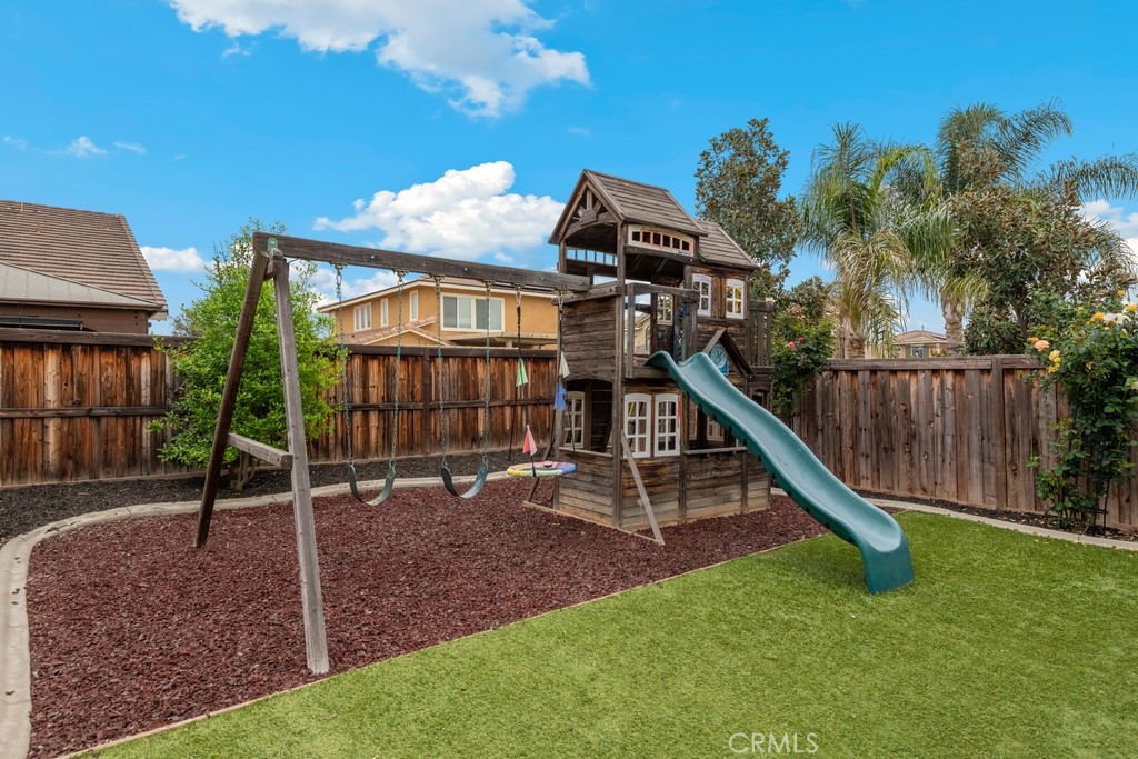 28428 Fox Ridge Cove Menifee, CA 92585 - Photo 26 of 51