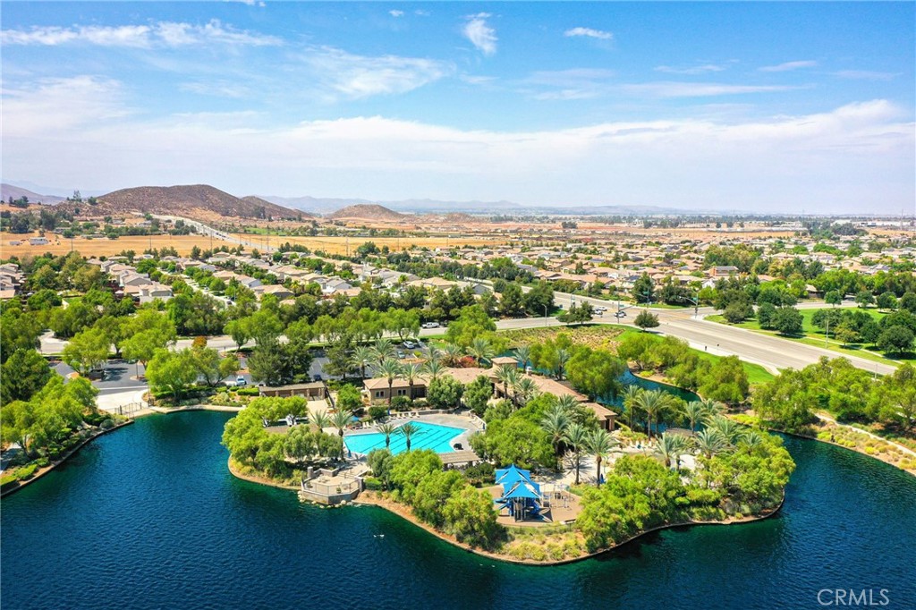 28428 Fox Ridge Cove Menifee, CA 92585 - Photo 30 of 51