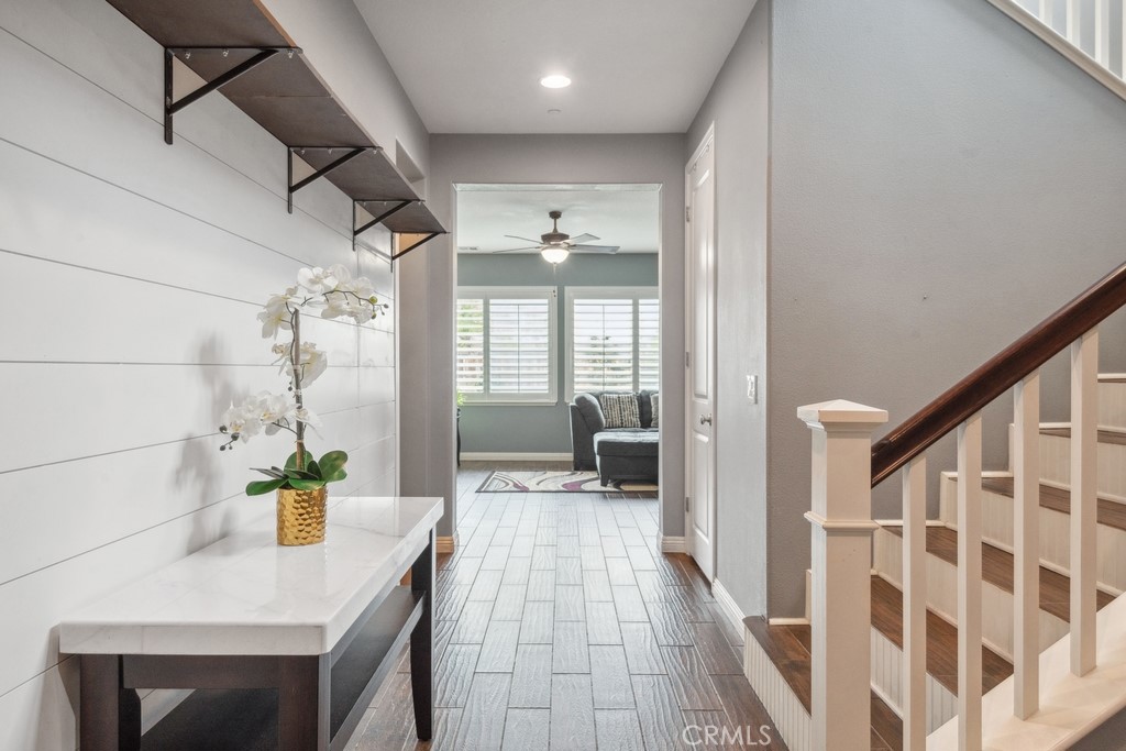 28428 Fox Ridge Cove Menifee, CA 92585 - Photo 3 of 51