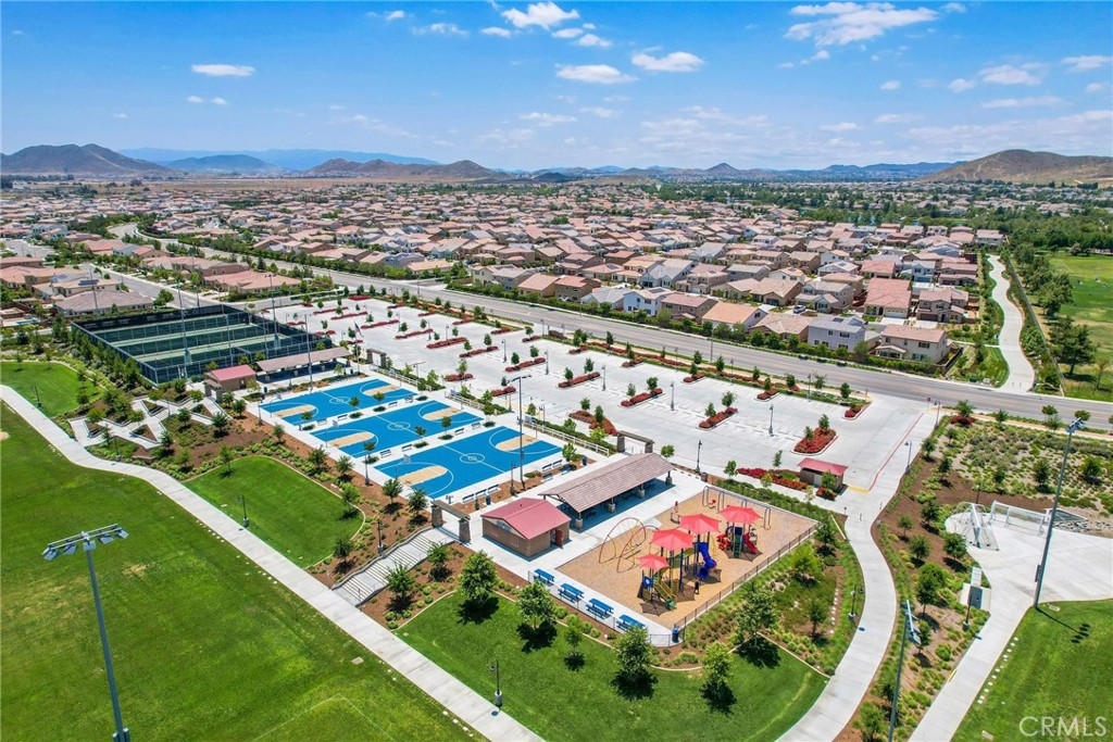 28428 Fox Ridge Cove Menifee, CA 92585 - Photo 39 of 51