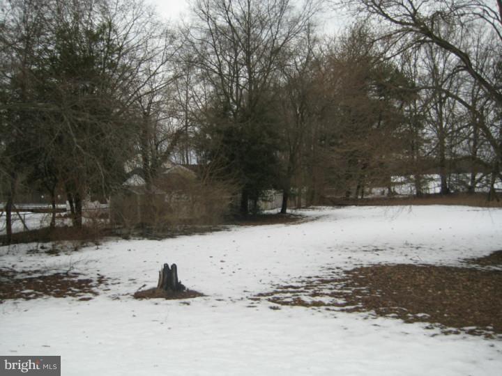 105 Church Road Medford, NJ 08055 - Photo 13 of 14 Exterior Back