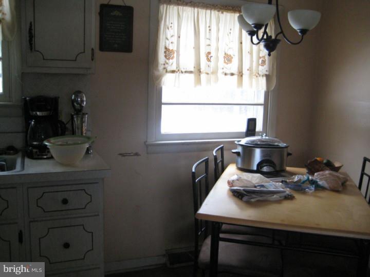 105 Church Road Medford, NJ 08055 - Photo 6 of 14 Kitchen