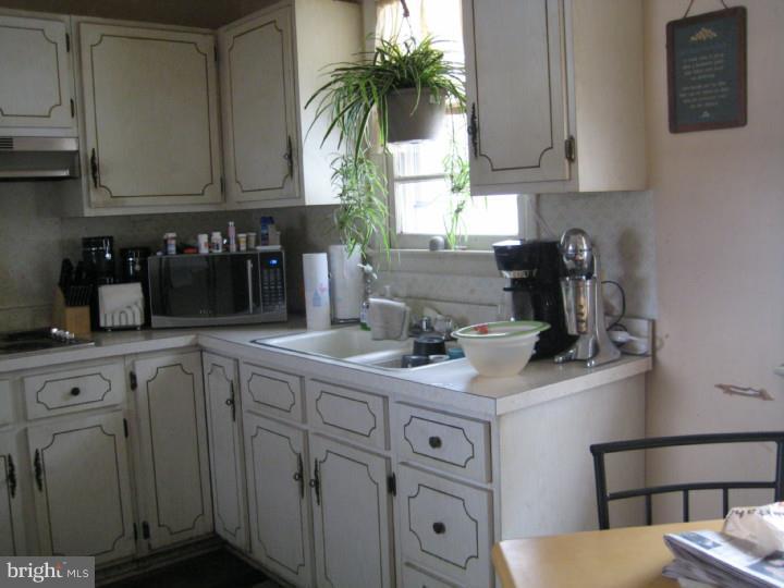 105 Church Road Medford, NJ 08055 - Photo 7 of 14 Kitchen