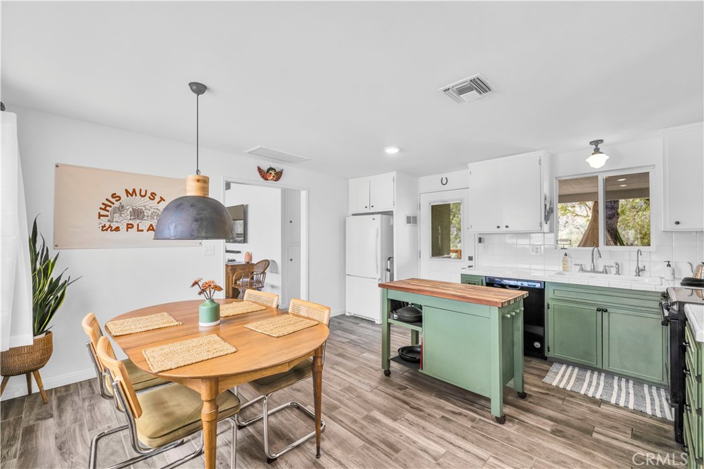 52601 Mecca Road Morongo Valley, CA 92256 - Photo 15 of 51