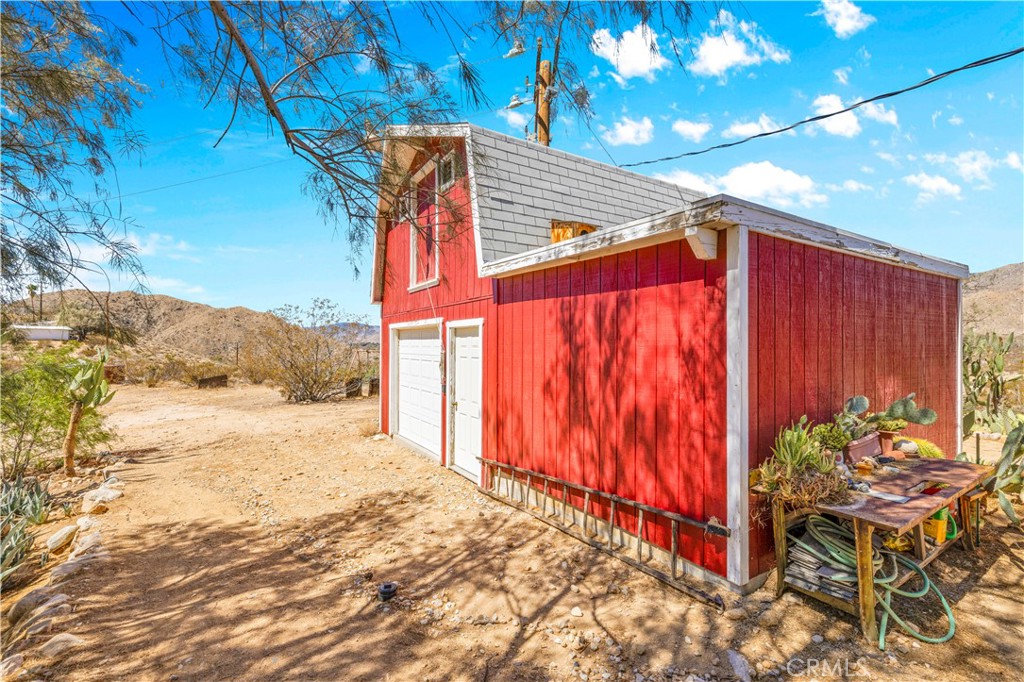 52601 Mecca Road Morongo Valley, CA 92256 - Photo 29 of 51