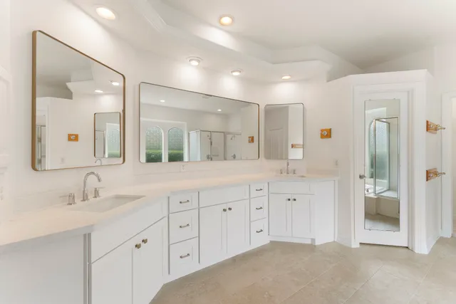 $750,000 | 13276 Brookfield Lane, Conroe, TX 77302