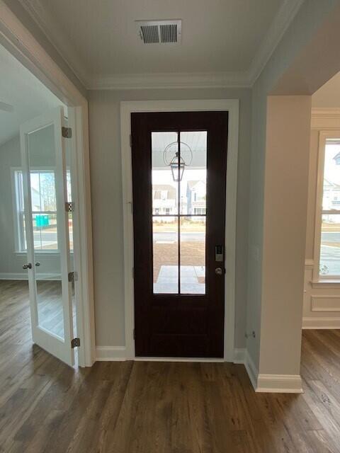 737 Maynard Lane Summerville, SC 29486 - Photo 3 of 31 3