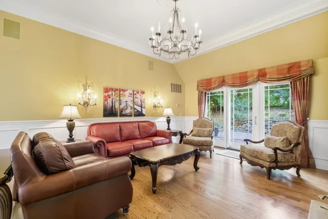 $5,875,000 | 23423 Toyonita Road, Los Altos Hills, CA 94024