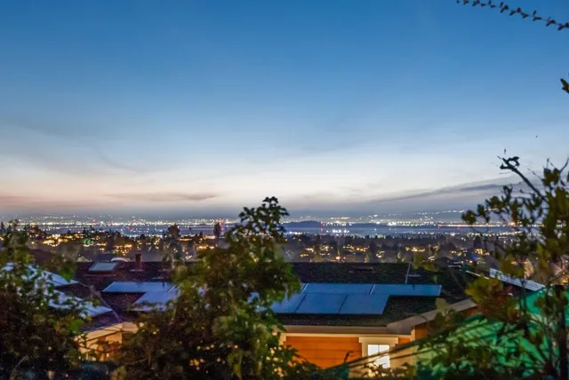 $5,875,000 | 23423 Toyonita Road, Los Altos Hills, CA 94024