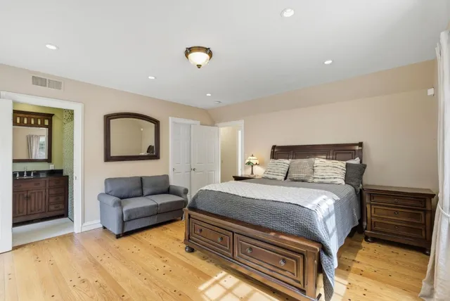 $5,875,000 | 23423 Toyonita Road, Los Altos Hills, CA 94024