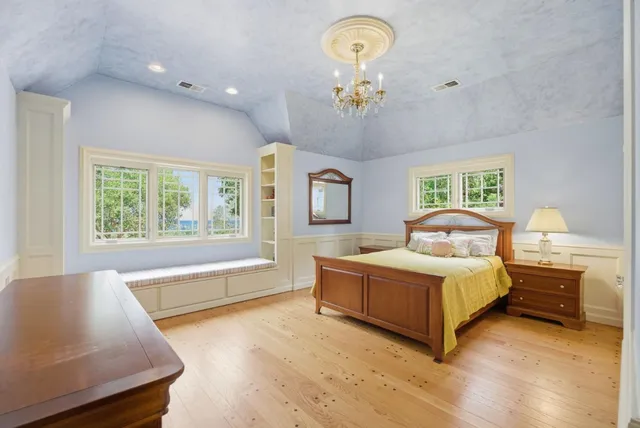 $5,875,000 | 23423 Toyonita Road, Los Altos Hills, CA 94024