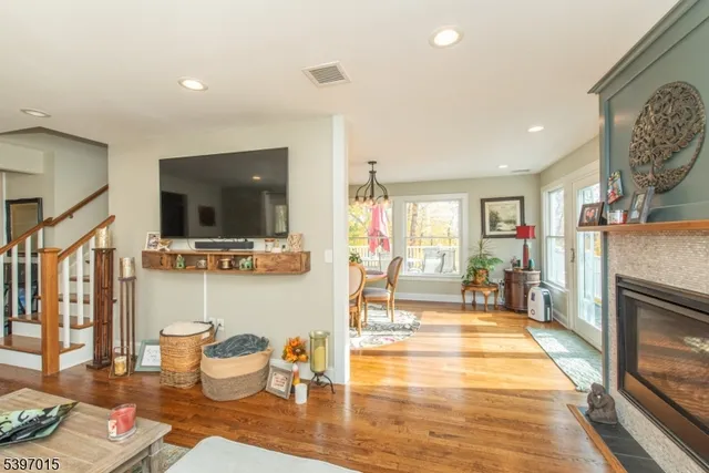 $850,000 | 14 Glen View Road, Montville, NJ 07082