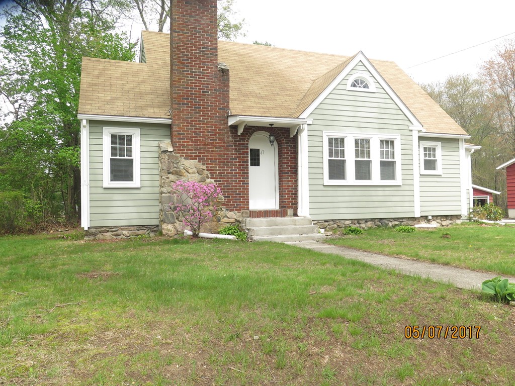 47 Main Street Sutton, MA 01590 - Photo 1 of 28 Gallery Image 1