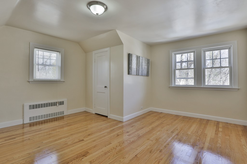47 Main Street Sutton, MA 01590 - Photo 18 of 28 Gallery Image 18