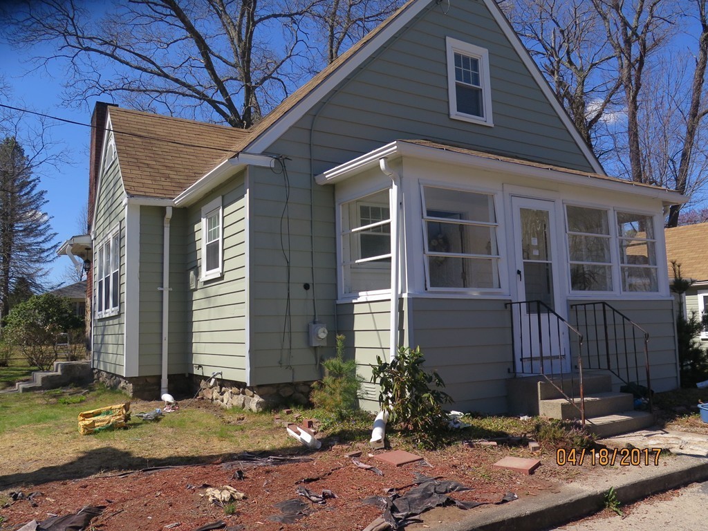 47 Main Street Sutton, MA 01590 - Photo 2 of 28 Gallery Image 2
