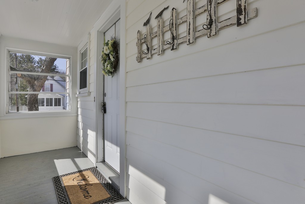 47 Main Street Sutton, MA 01590 - Photo 3 of 28 Gallery Image 3