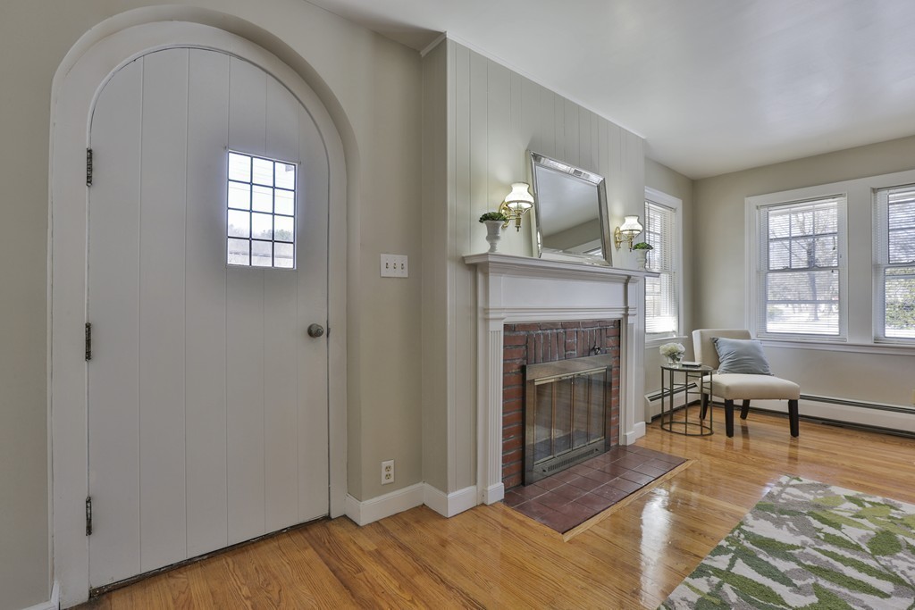 47 Main Street Sutton, MA 01590 - Photo 5 of 28 Gallery Image 5