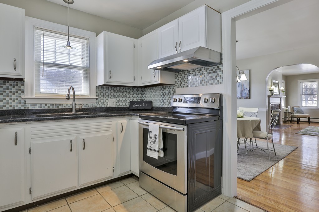 47 Main Street Sutton, MA 01590 - Photo 10 of 28 Gallery Image 10