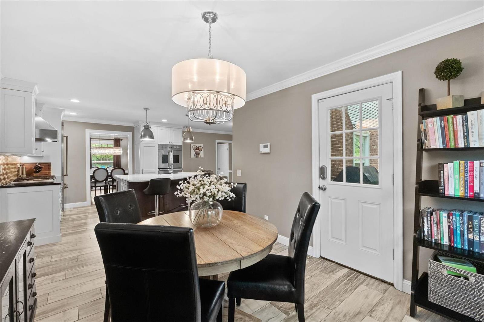 649 North Mosley Road St. Louis, MO 63141 - Photo 18 of 46 Gallery Image 18