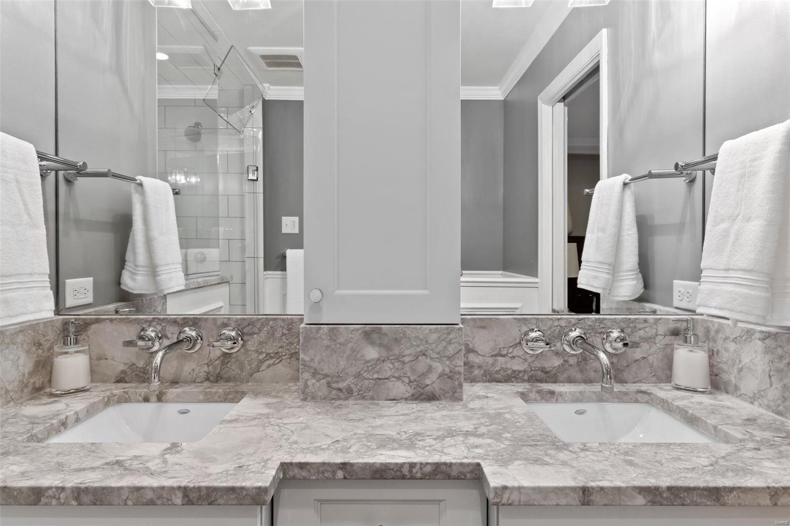 649 North Mosley Road St. Louis, MO 63141 - Photo 34 of 46 Gallery Image 34