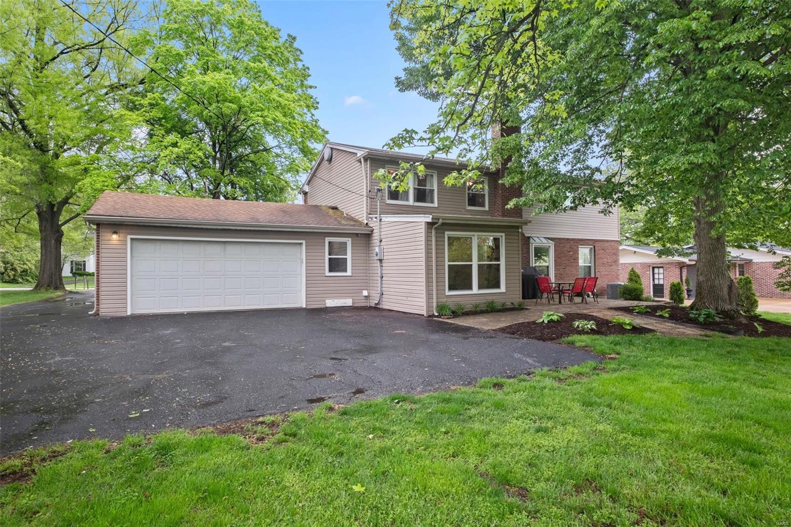 649 North Mosley Road St. Louis, MO 63141 - Photo 40 of 46 Gallery Image 40