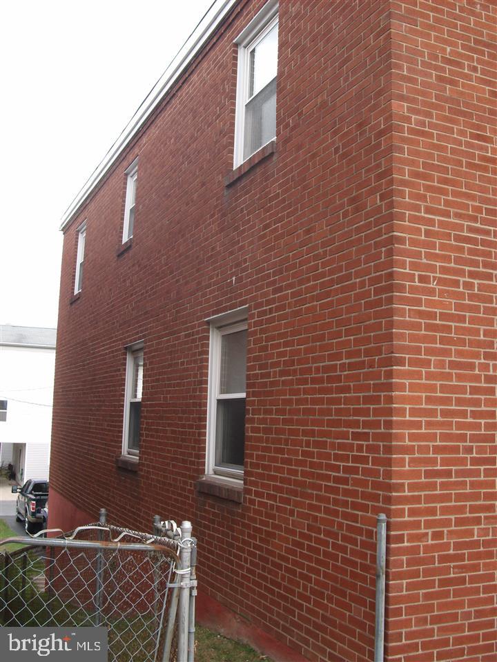 1952 Rudy Road Harrisburg, PA 17104 - Photo 3 of 25 Gallery Image 3