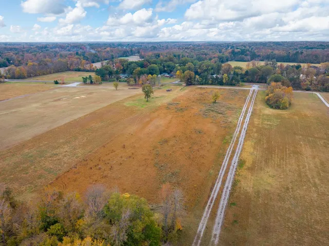 a view of terrace with city view