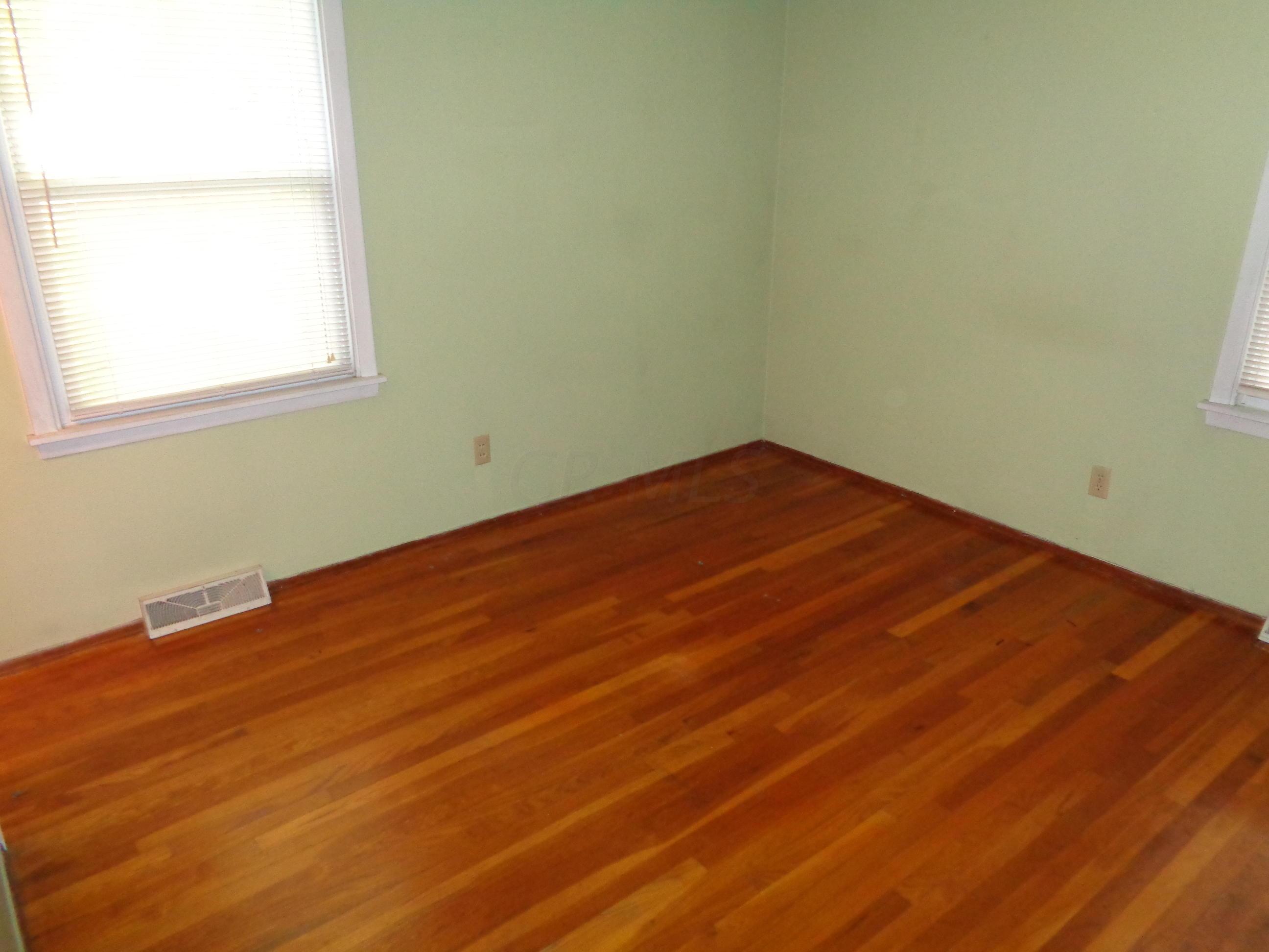 195 Sturbridge Road Columbus, OH 43228 - Photo 17 of 33 Gallery Image 17