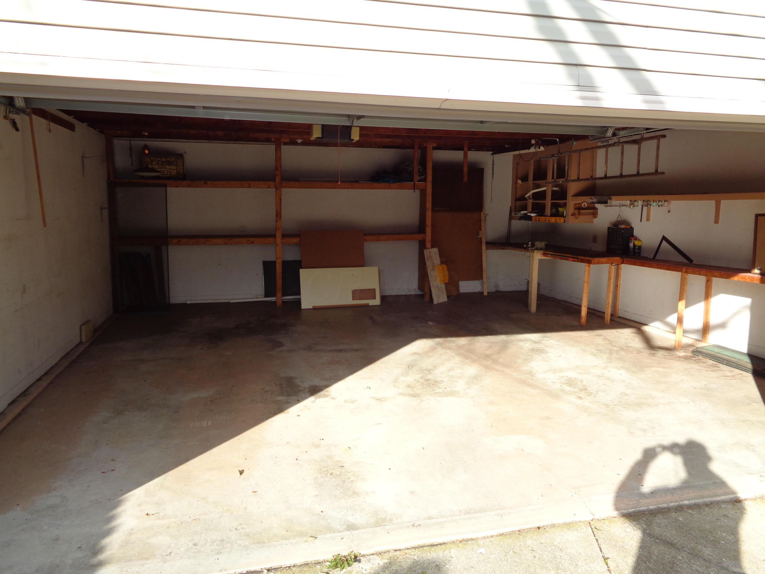 195 Sturbridge Road Columbus, OH 43228 - Photo 5 of 33 Gallery Image 5