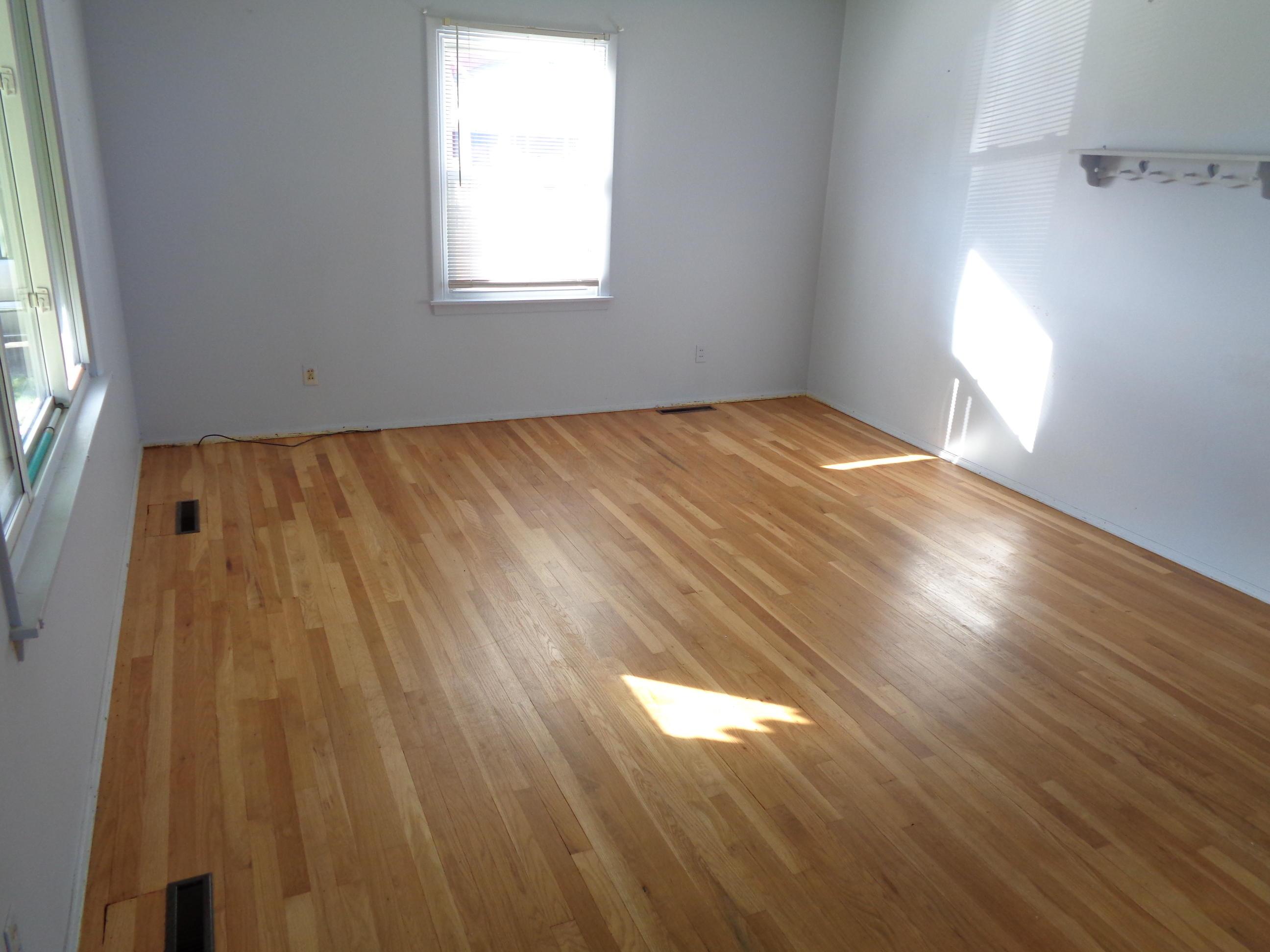 195 Sturbridge Road Columbus, OH 43228 - Photo 8 of 33 Gallery Image 8