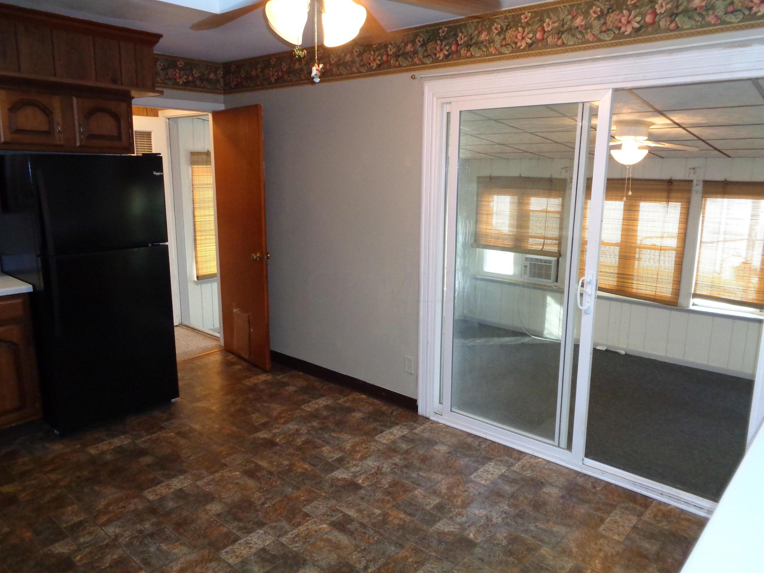 195 Sturbridge Road Columbus, OH 43228 - Photo 9 of 33 Gallery Image 9
