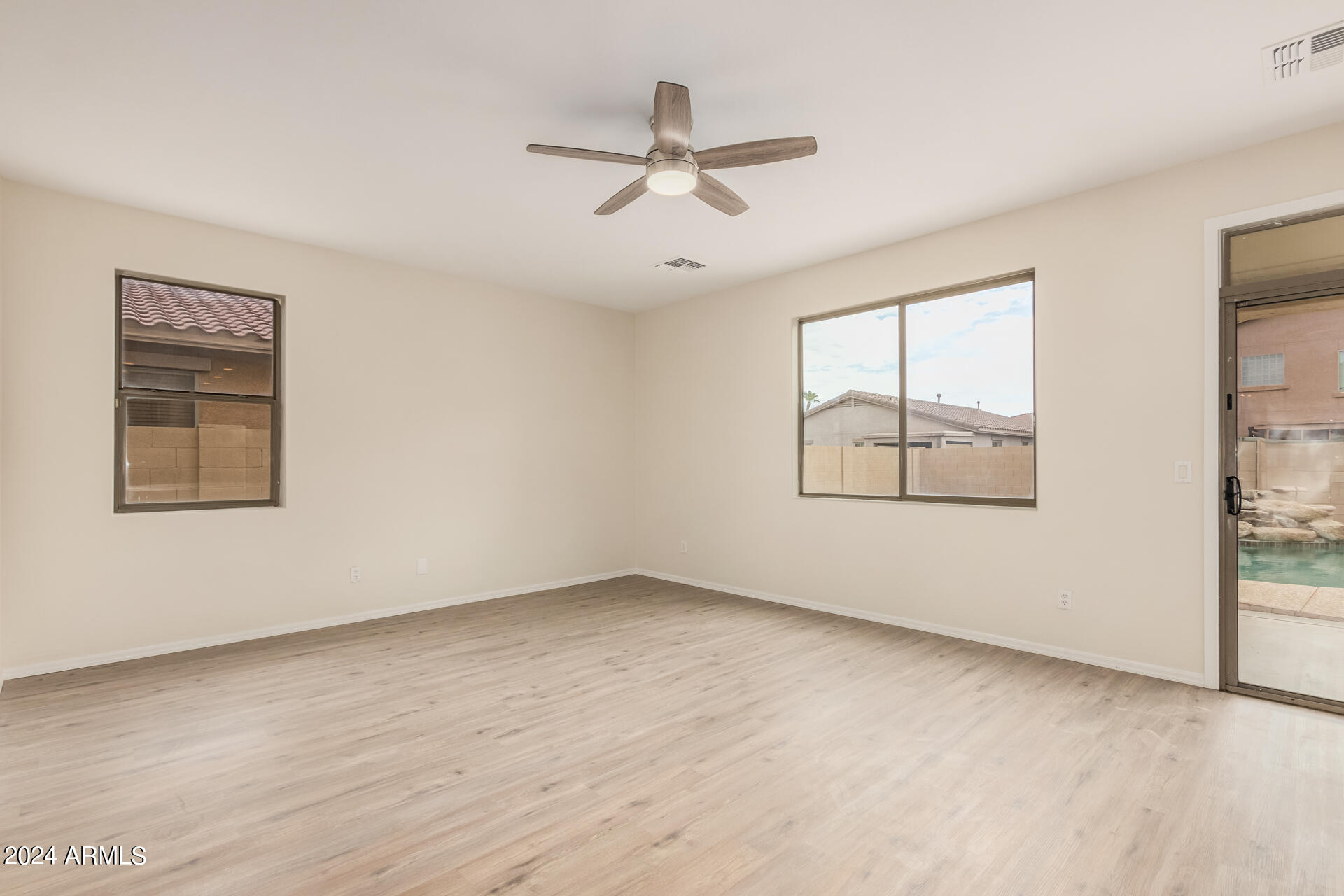 6855 West Darrel Road Laveen, AZ 85339 - Photo 4 of 26 11 - Darrel 6855